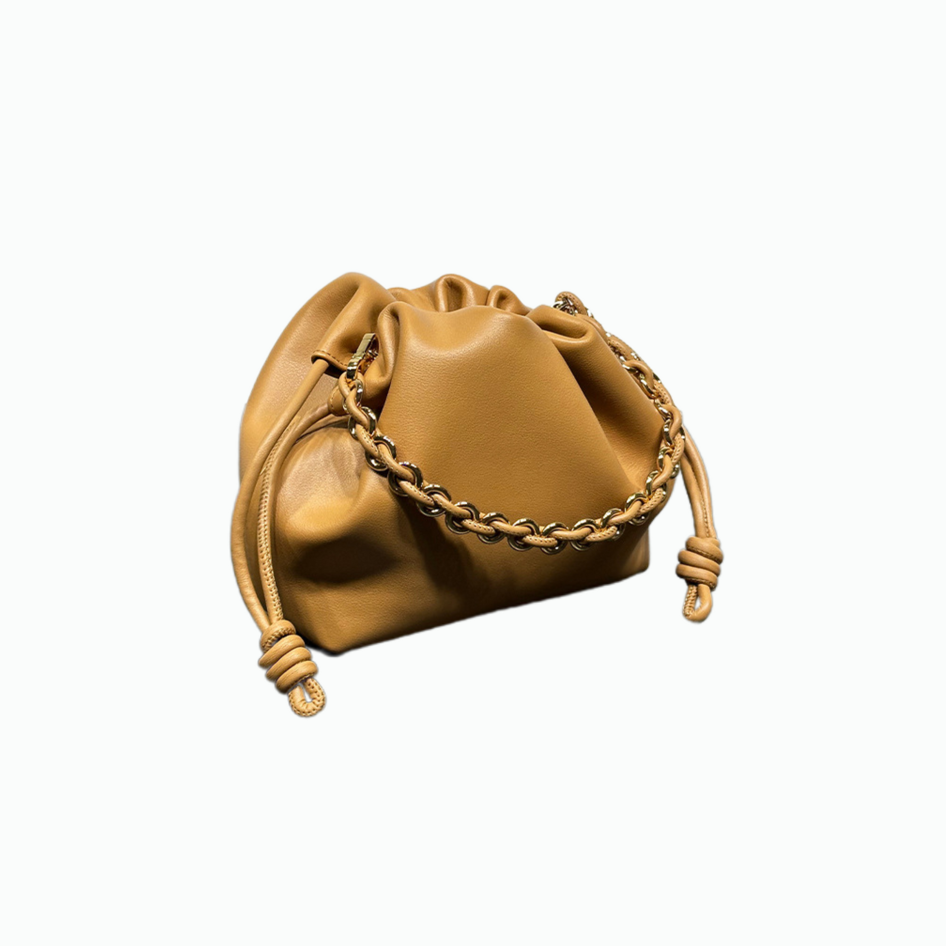 Dumpling Bag in Leather